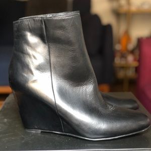 *Never worn* Leather wedge bootie